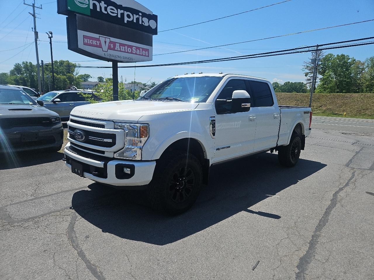Ford Super Duty F-250 SRW Lariat 4WD Crew Cab 6.75' Box 2022