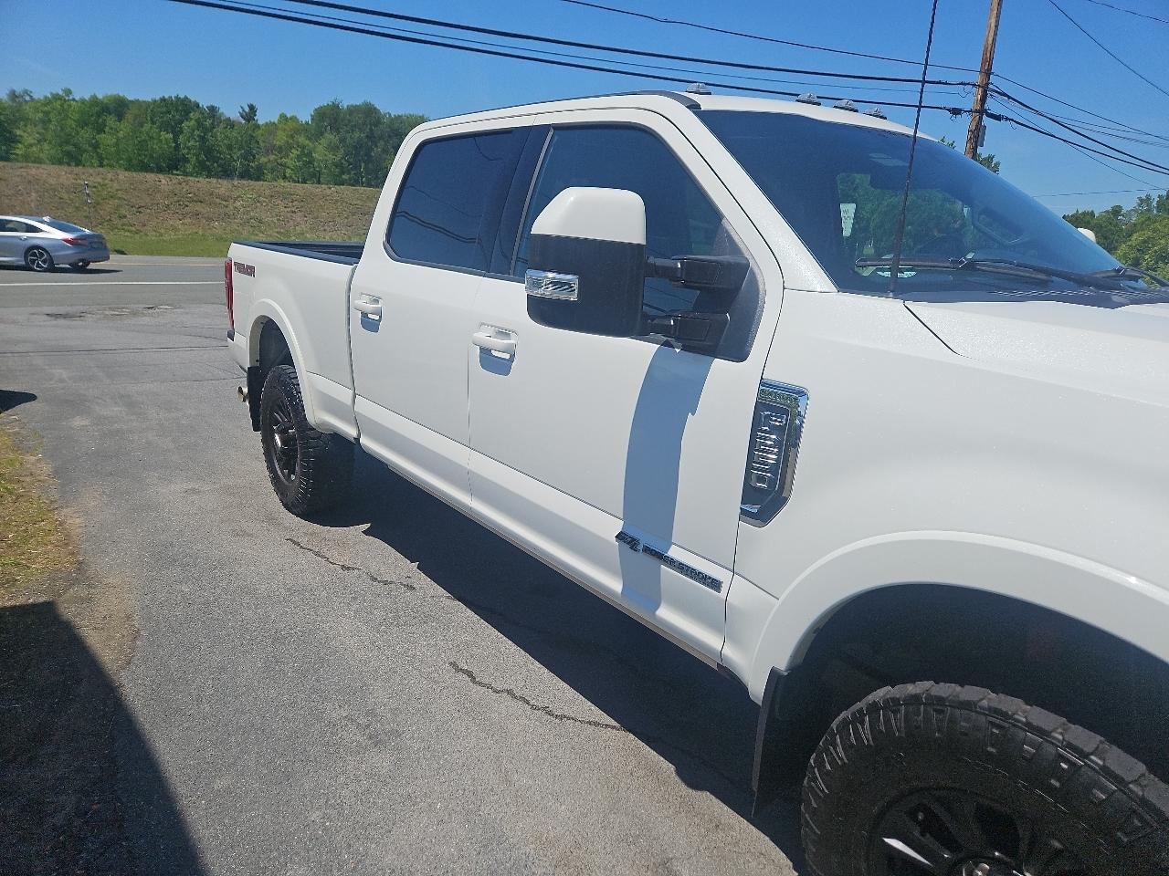 Ford Super Duty F-250 SRW Lariat 4WD Crew Cab 6.75' Box 2022