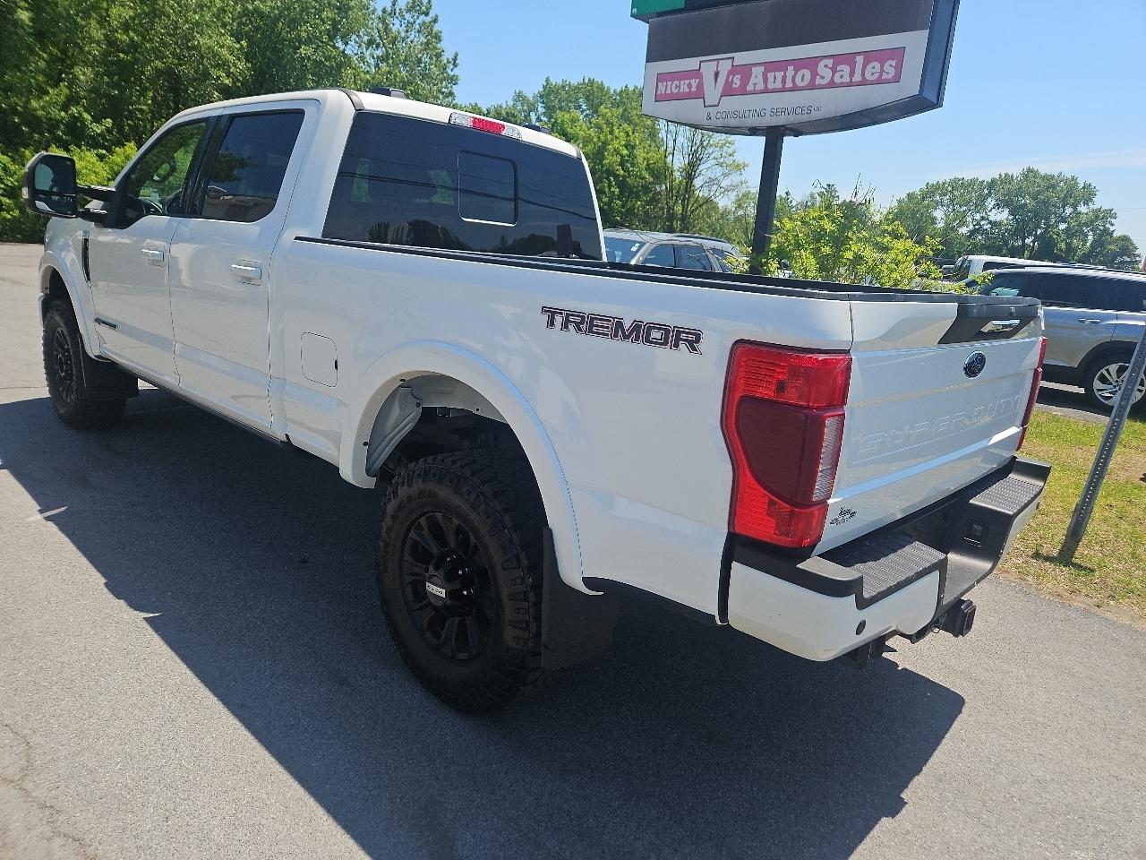 Ford Super Duty F-250 SRW Lariat 4WD Crew Cab 6.75' Box 2022