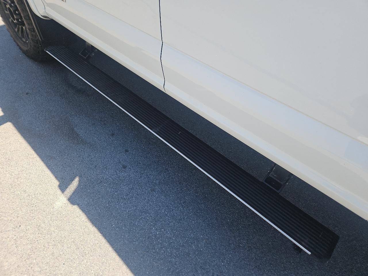Ford Super Duty F-250 SRW Lariat 4WD Crew Cab 6.75' Box 2022
