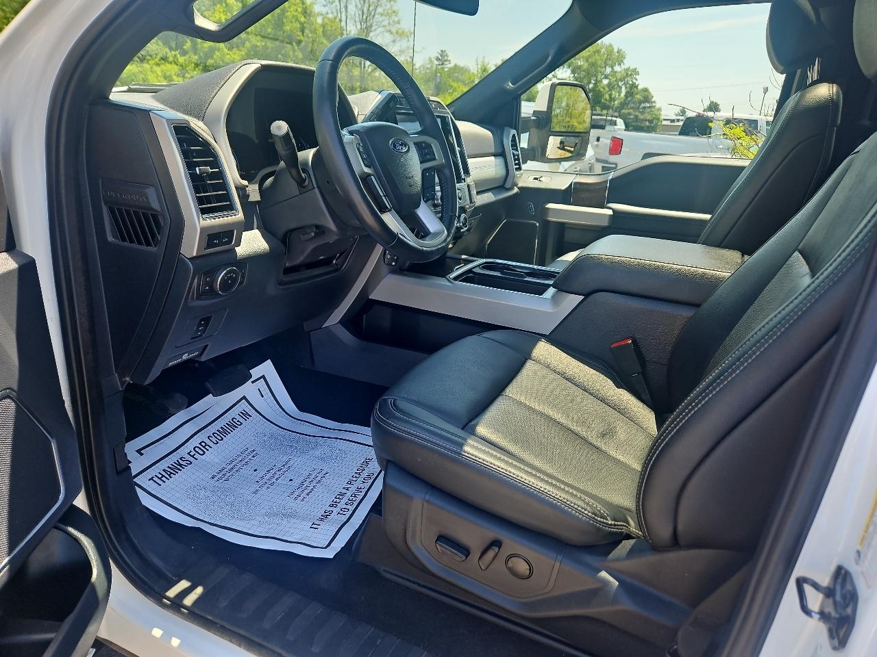 Ford Super Duty F-250 SRW Lariat 4WD Crew Cab 6.75' Box 2022