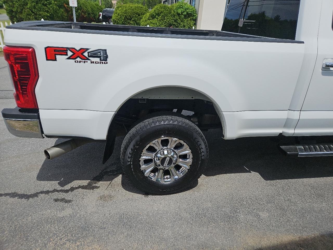 Ford Super Duty F-250 SRW Lariat 4WD Crew Cab 6.75' Box 2019