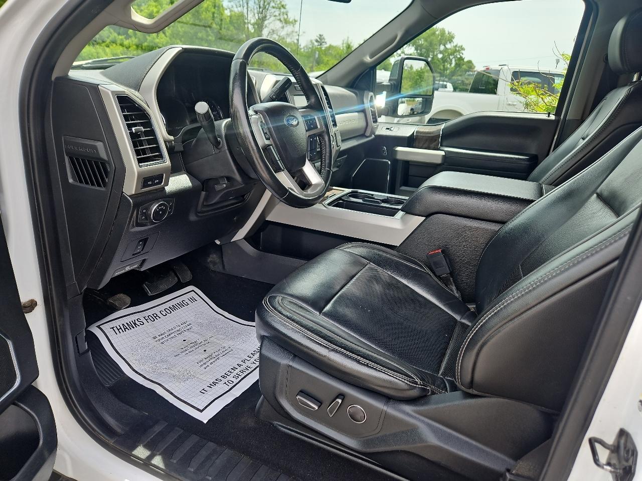 Ford Super Duty F-250 SRW Lariat 4WD Crew Cab 6.75' Box 2019