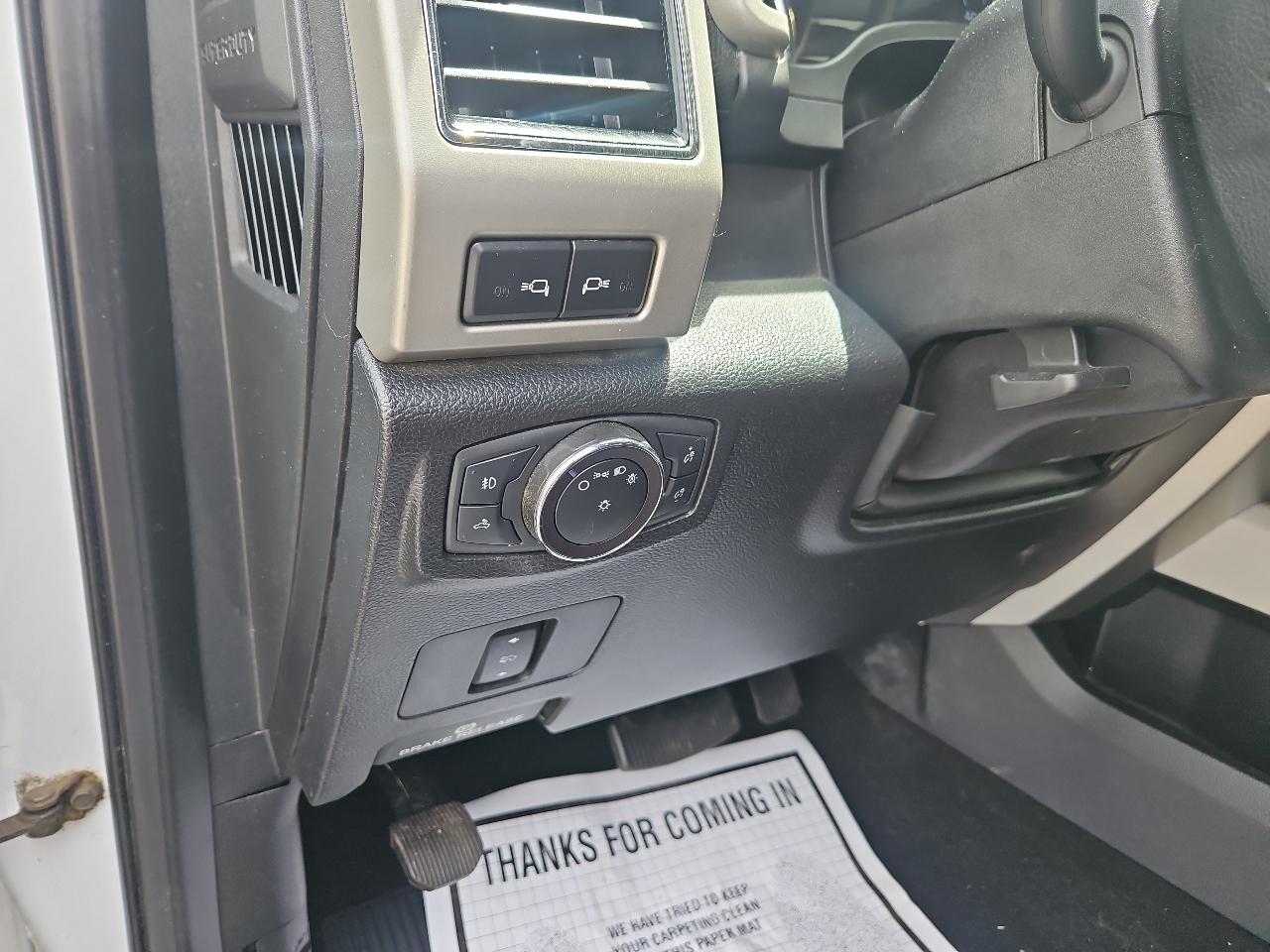 Ford Super Duty F-250 SRW Lariat 4WD Crew Cab 6.75' Box 2019