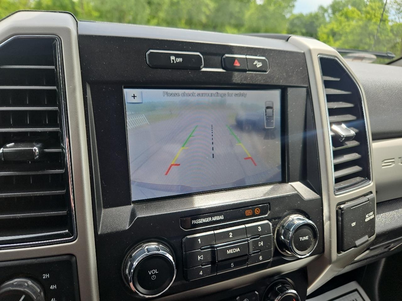 Ford Super Duty F-250 SRW Lariat 4WD Crew Cab 6.75' Box 2019