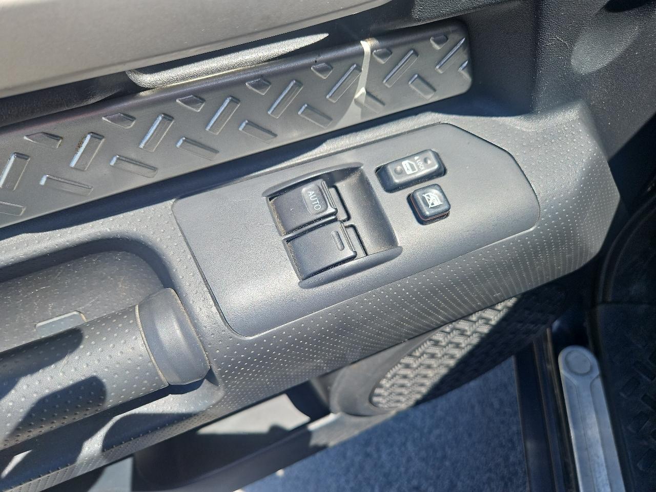 Toyota FJ Cruiser 4WD 4dr Man (Natl) 2008