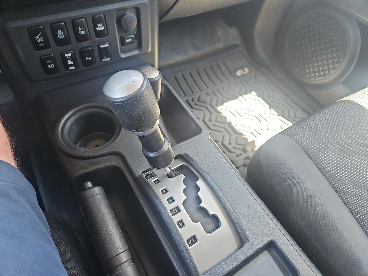 Toyota FJ Cruiser 4WD 4dr Man (Natl) 2008