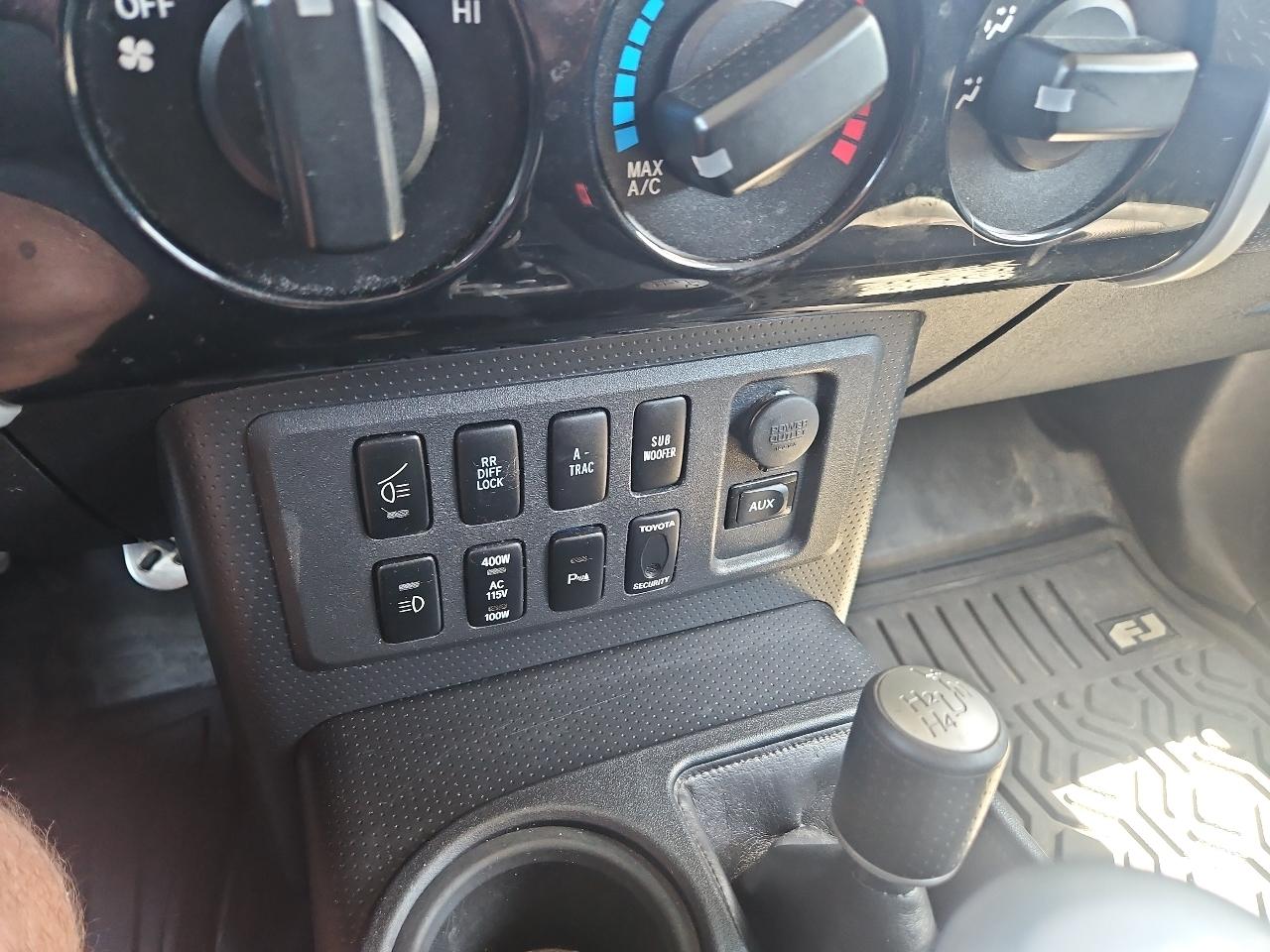 Toyota FJ Cruiser 4WD 4dr Man (Natl) 2008