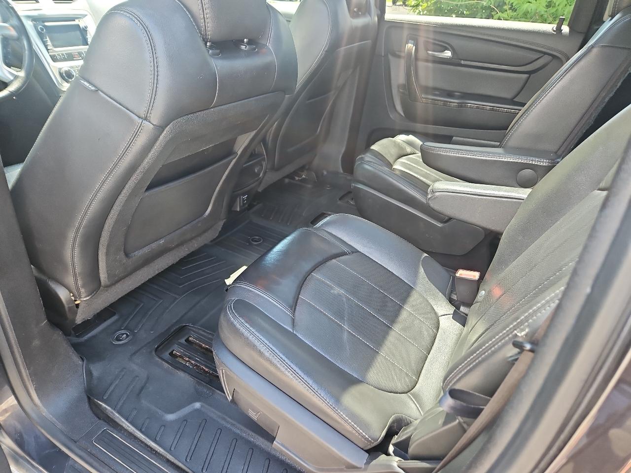 GMC Acadia AWD 4dr SLT w/SLT-2 2015
