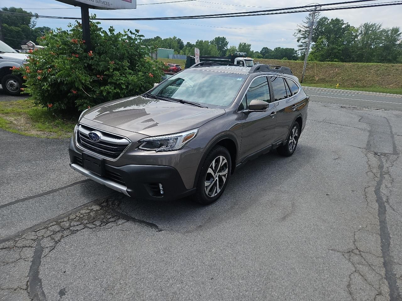 Subaru Outback Limited XT CVT 2021