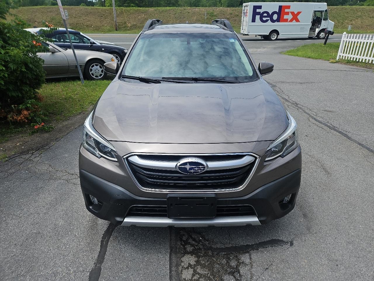 Subaru Outback Limited XT CVT 2021