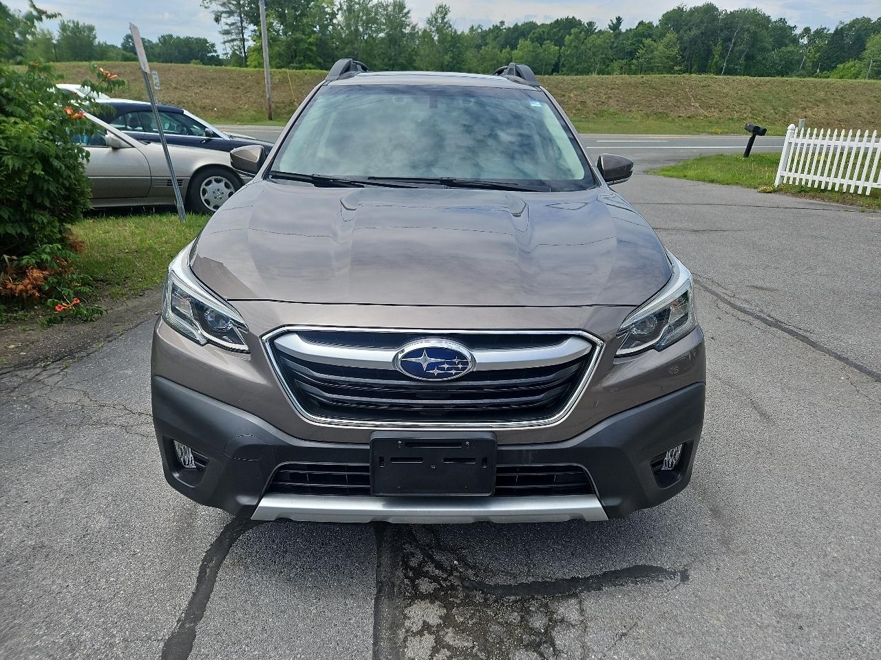 Subaru Outback Limited XT CVT 2021