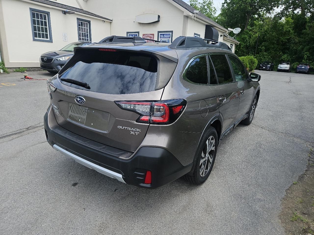 Subaru Outback Limited XT CVT 2021