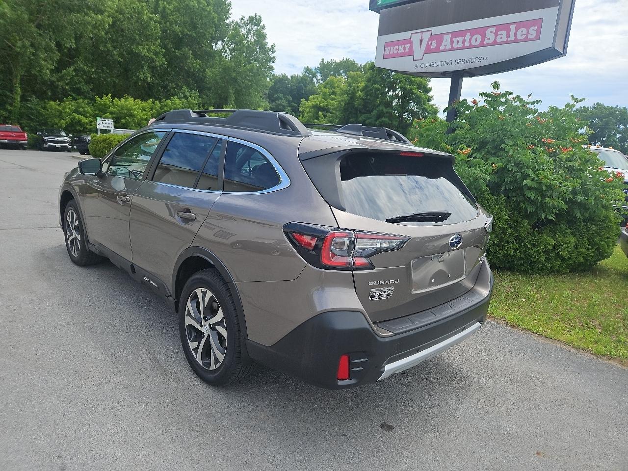 Subaru Outback Limited XT CVT 2021