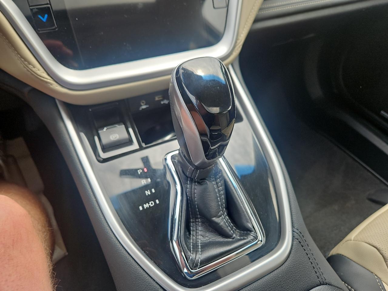 Subaru Outback Limited XT CVT 2021