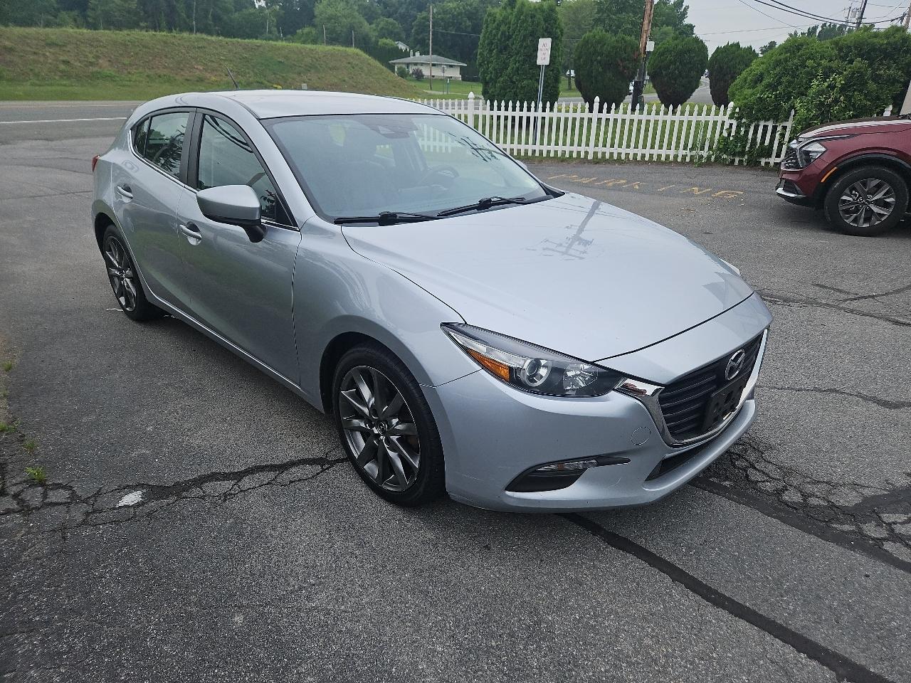 Mazda Mazda3 5-Door Touring Auto 2018