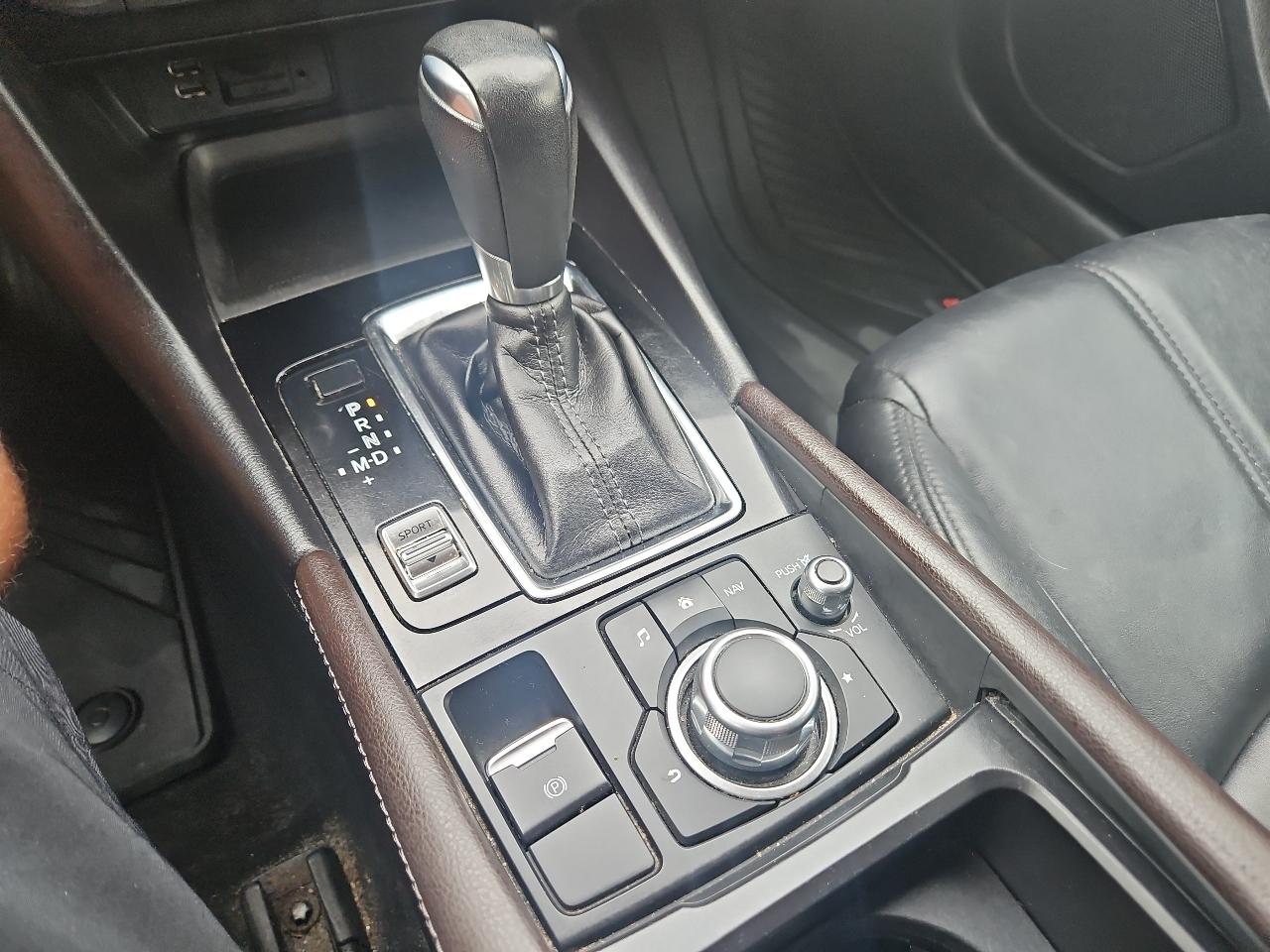 Mazda Mazda3 5-Door Touring Auto 2018