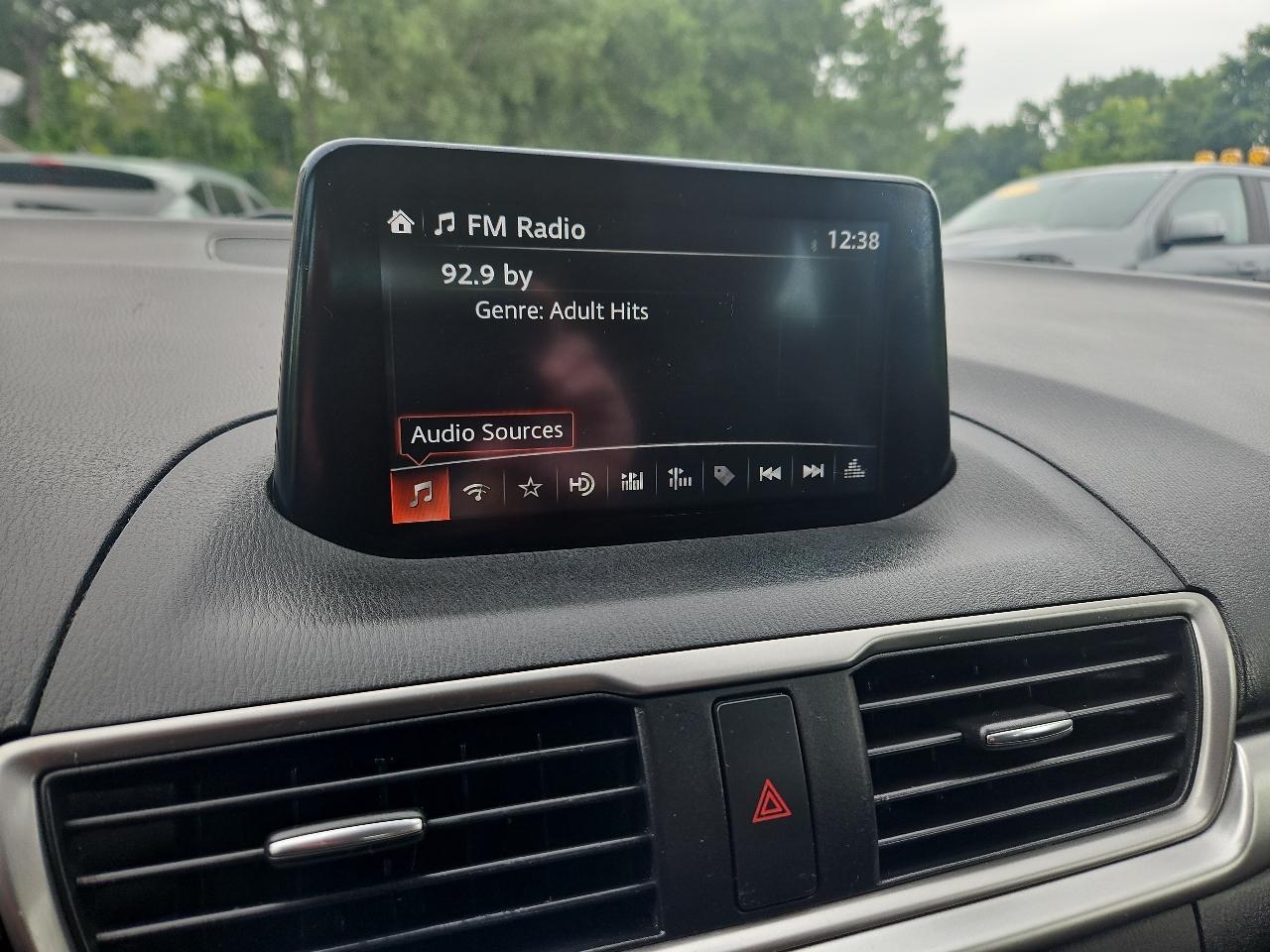 Mazda Mazda3 5-Door Touring Auto 2018