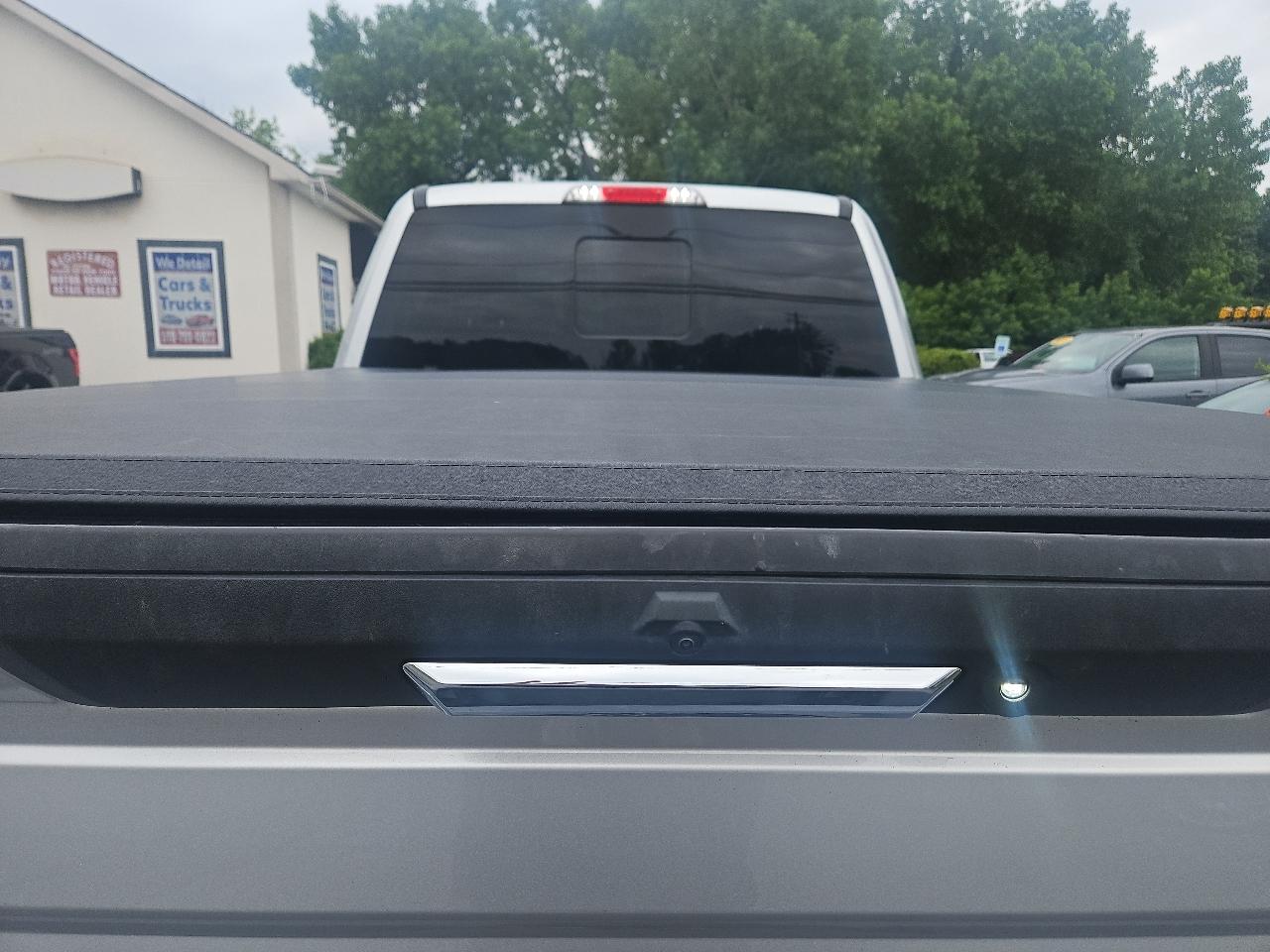Ford Super Duty F-350 SRW Lariat 4WD Crew Cab 6.75' Box 2017