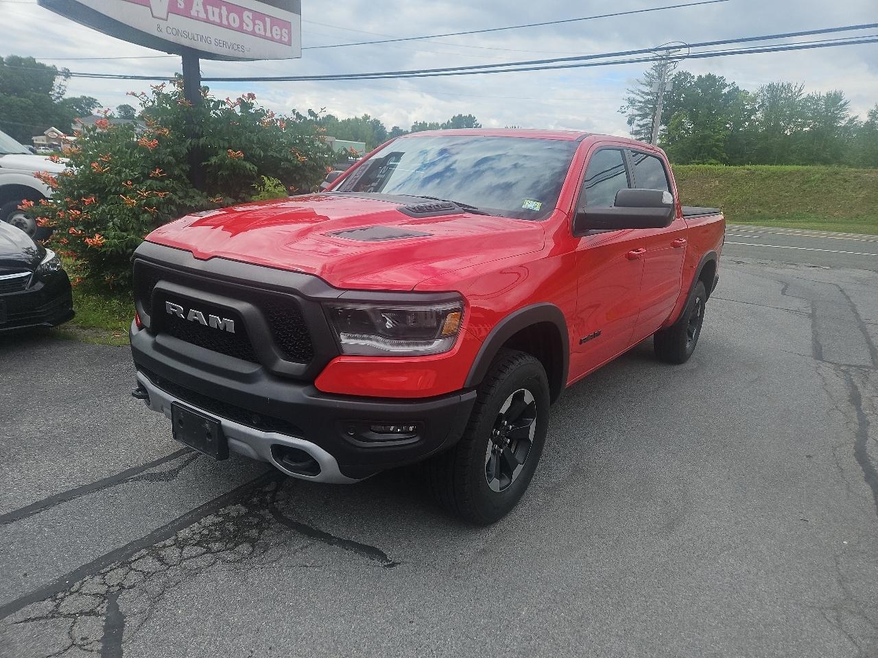 RAM 1500 Rebel 4x4 Crew Cab 5'7" Box 2020