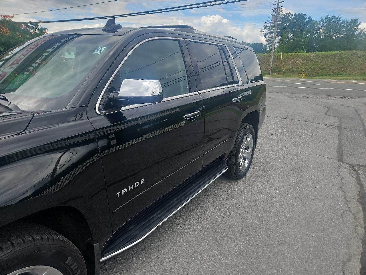 Chevrolet Tahoe 4WD 4dr Premier 2019
