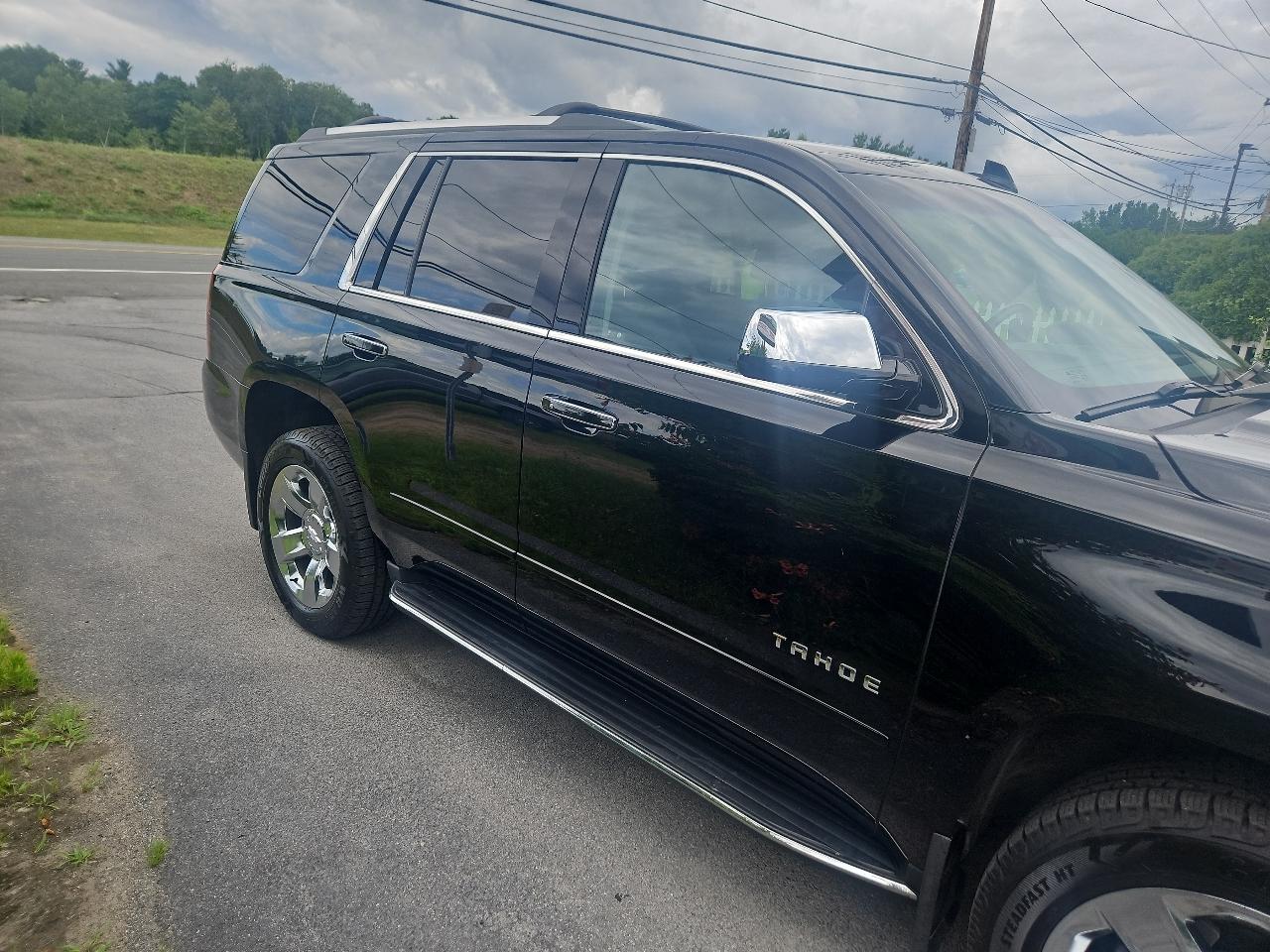 Chevrolet Tahoe 4WD 4dr Premier 2019
