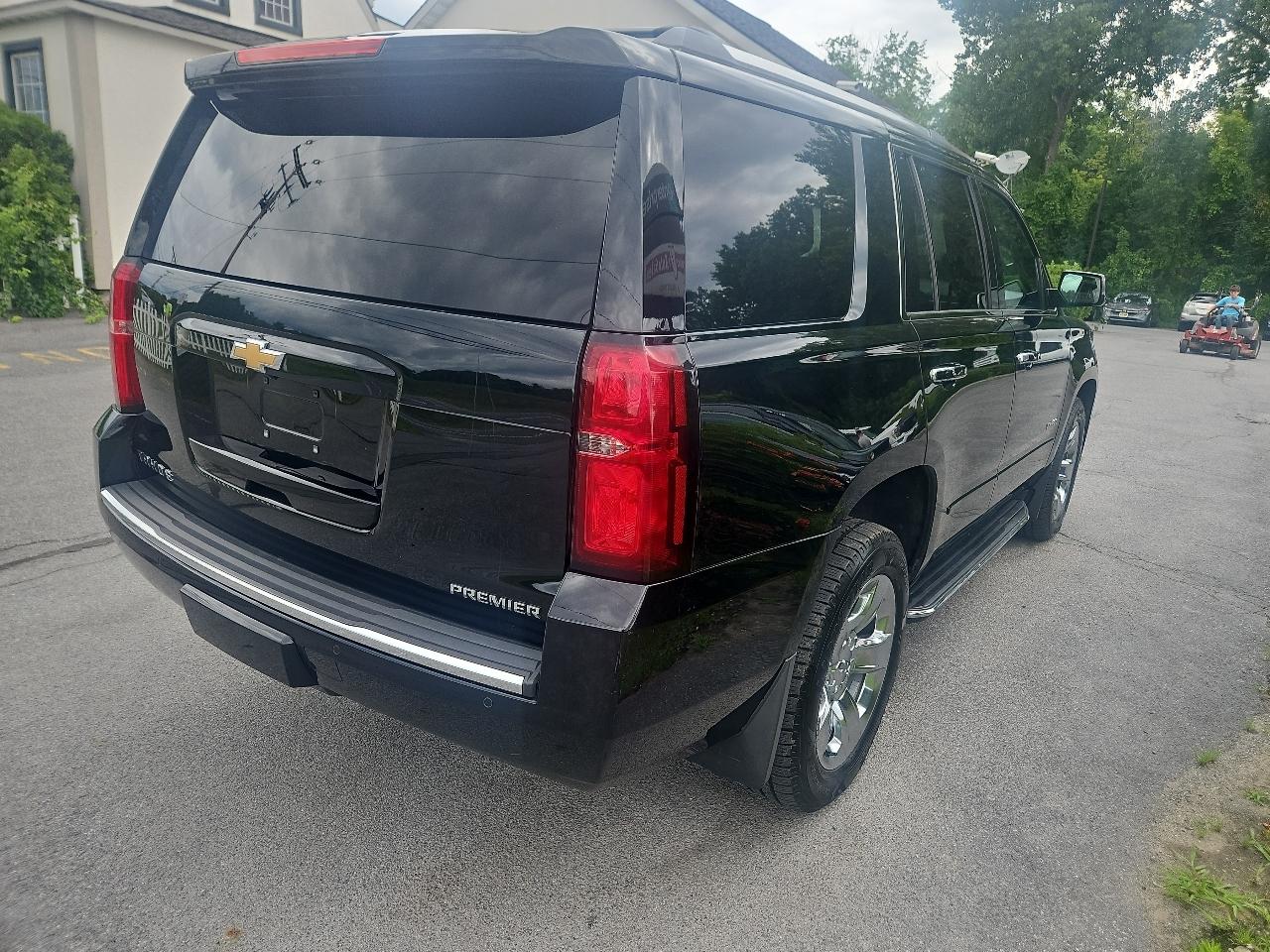 Chevrolet Tahoe 4WD 4dr Premier 2019