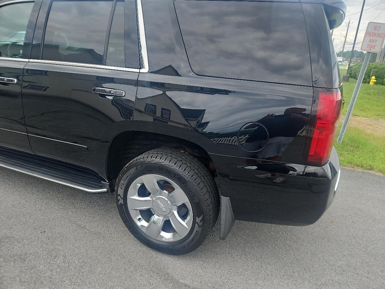 Chevrolet Tahoe 4WD 4dr Premier 2019