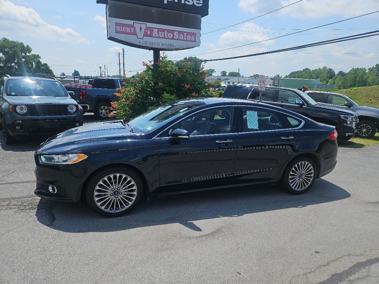 Ford Fusion 4dr Sdn Titanium AWD 2014