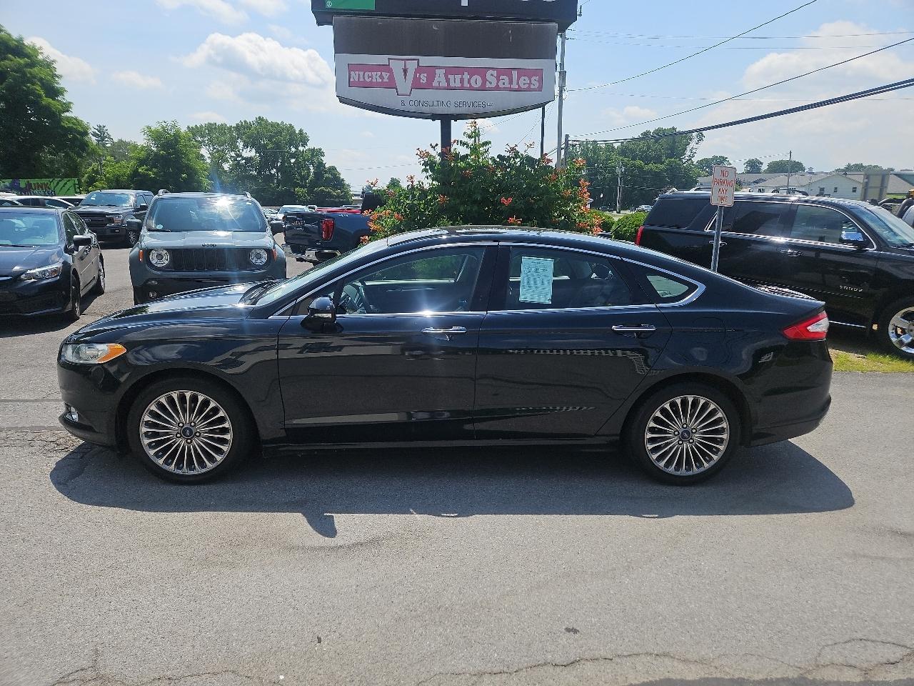 Ford Fusion 4dr Sdn Titanium AWD 2014