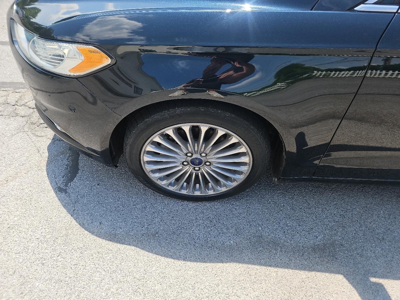 Ford Fusion 4dr Sdn Titanium AWD 2014