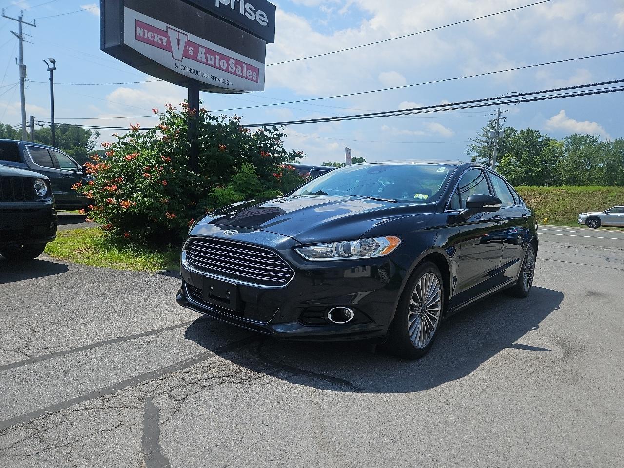 Ford Fusion 4dr Sdn Titanium AWD 2014