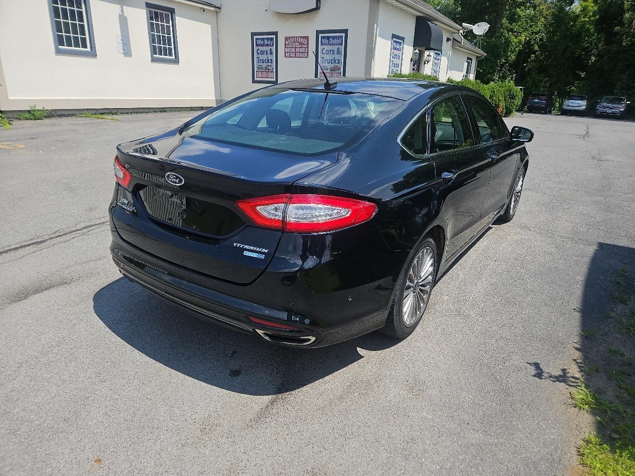 Ford Fusion 4dr Sdn Titanium AWD 2014