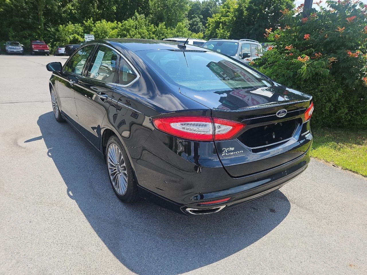 Ford Fusion 4dr Sdn Titanium AWD 2014