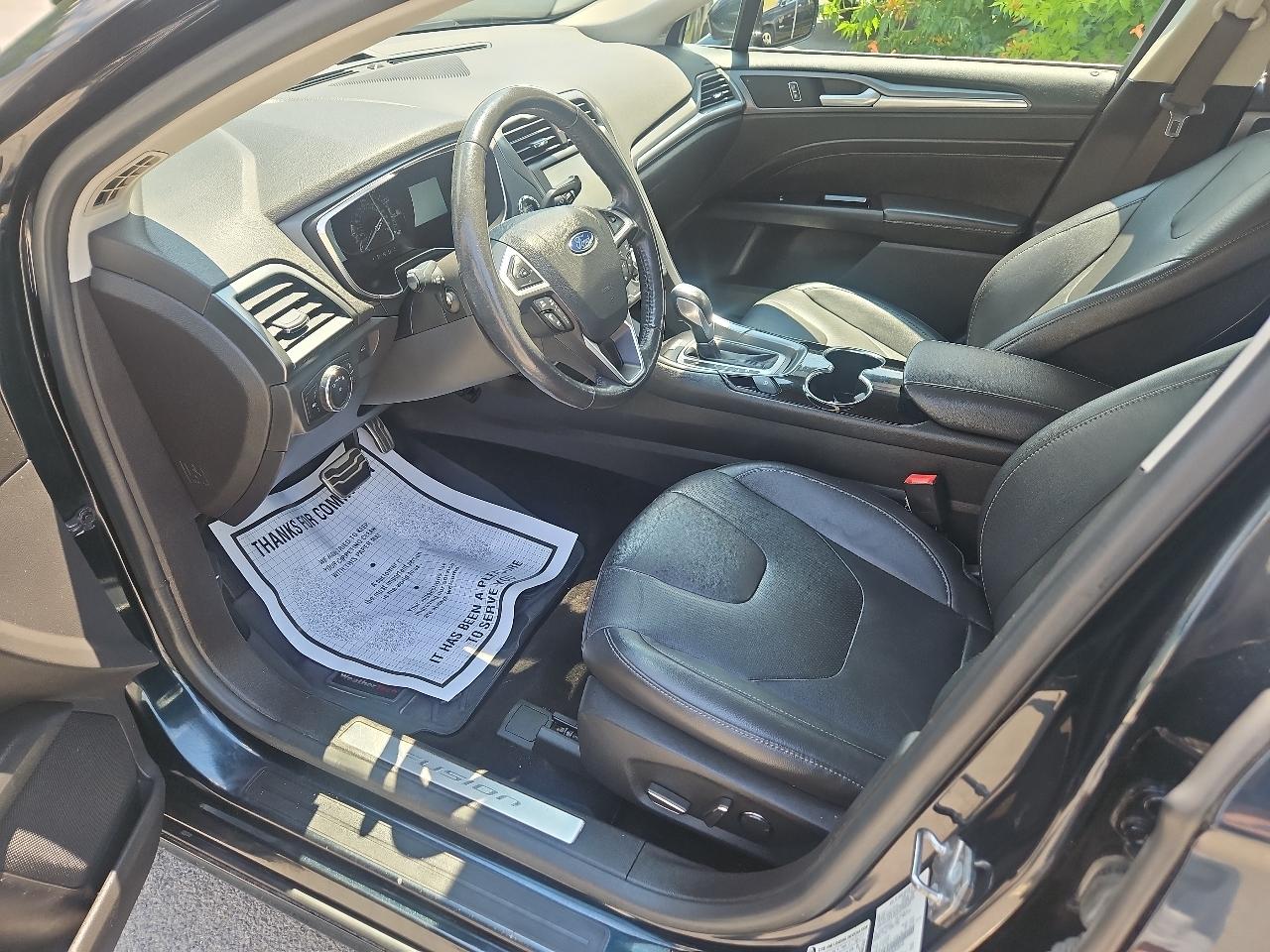 Ford Fusion 4dr Sdn Titanium AWD 2014