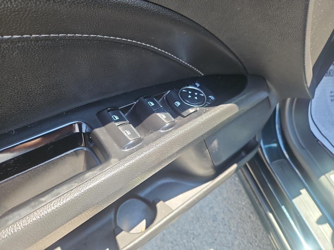 Ford Fusion 4dr Sdn Titanium AWD 2014