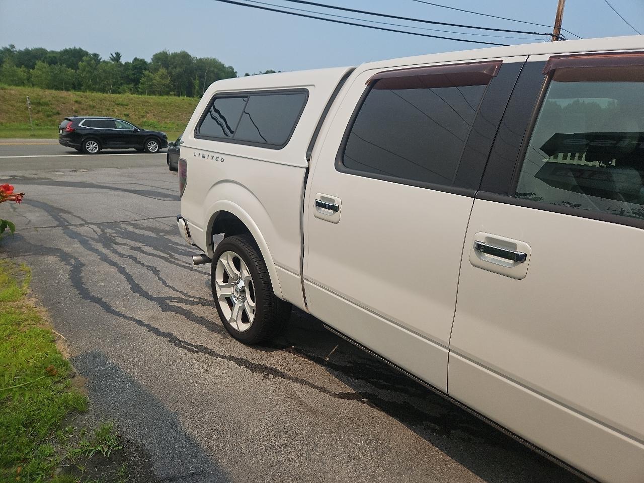 Ford F-150 AWD SuperCrew 145" Lariat Limited 2011