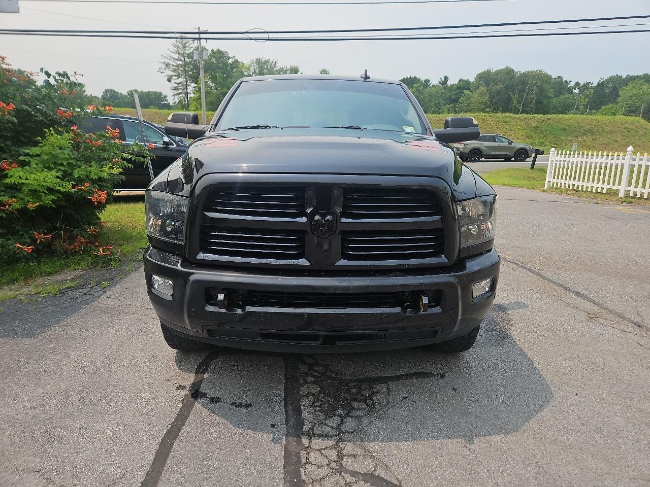 RAM 2500 Big Horn 4x4 Crew Cab 6'4" Box 2017