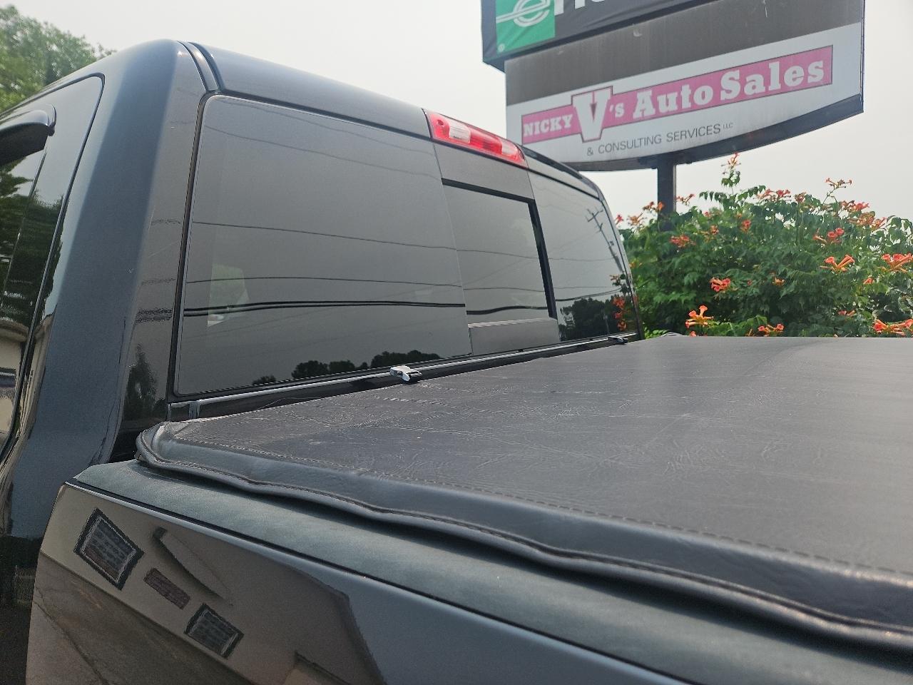 RAM 2500 Big Horn 4x4 Crew Cab 6'4" Box 2017