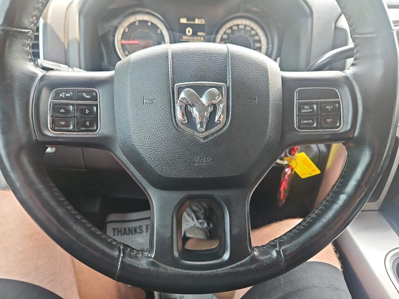 RAM 2500 Big Horn 4x4 Crew Cab 6'4" Box 2017