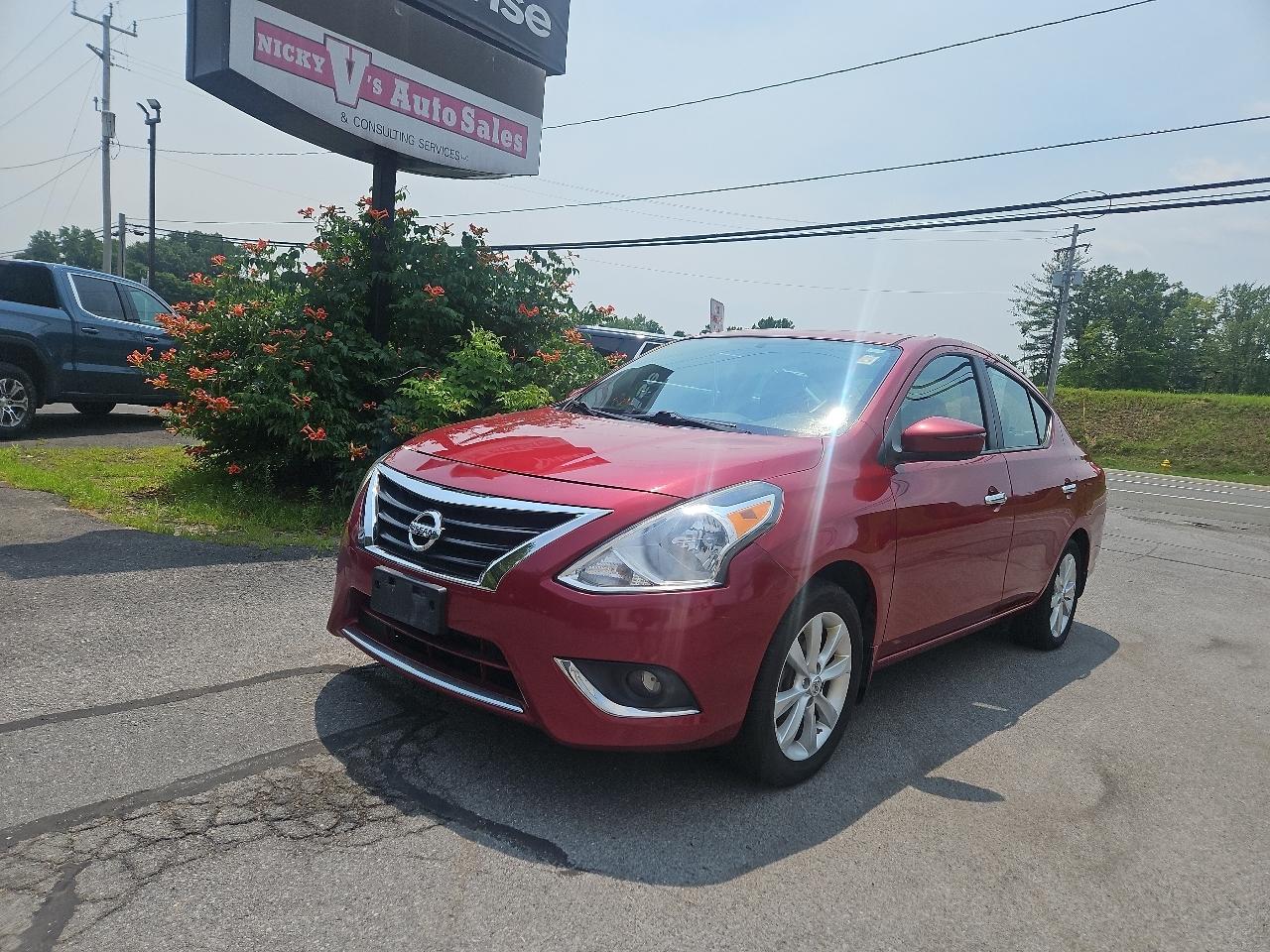 Nissan Versa 4dr Sdn CVT 1.6 SL *Ltd Avail* 2015