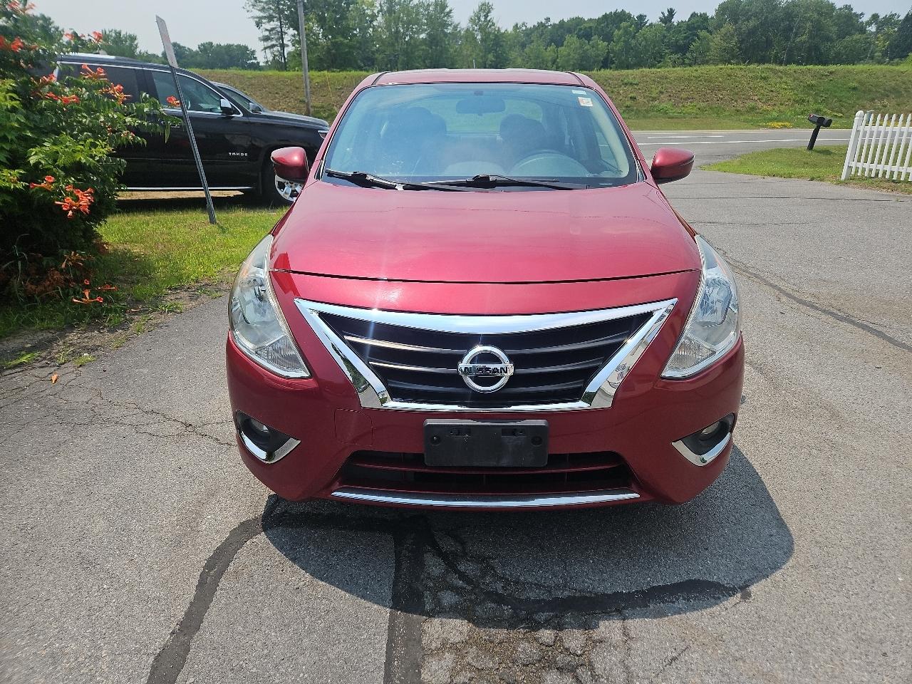 Nissan Versa 4dr Sdn CVT 1.6 SL *Ltd Avail* 2015