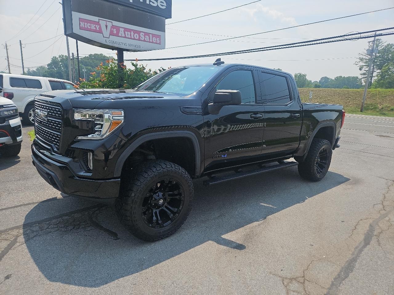 GMC Sierra 1500 4WD Crew Cab 147" Elevation 2020