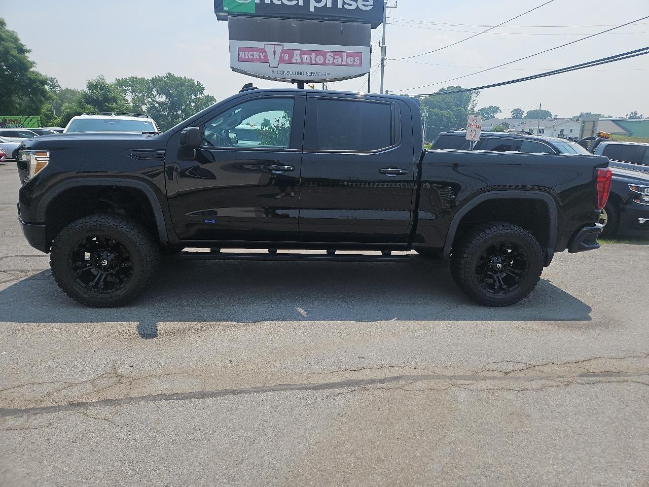 GMC Sierra 1500 4WD Crew Cab 147" Elevation 2020