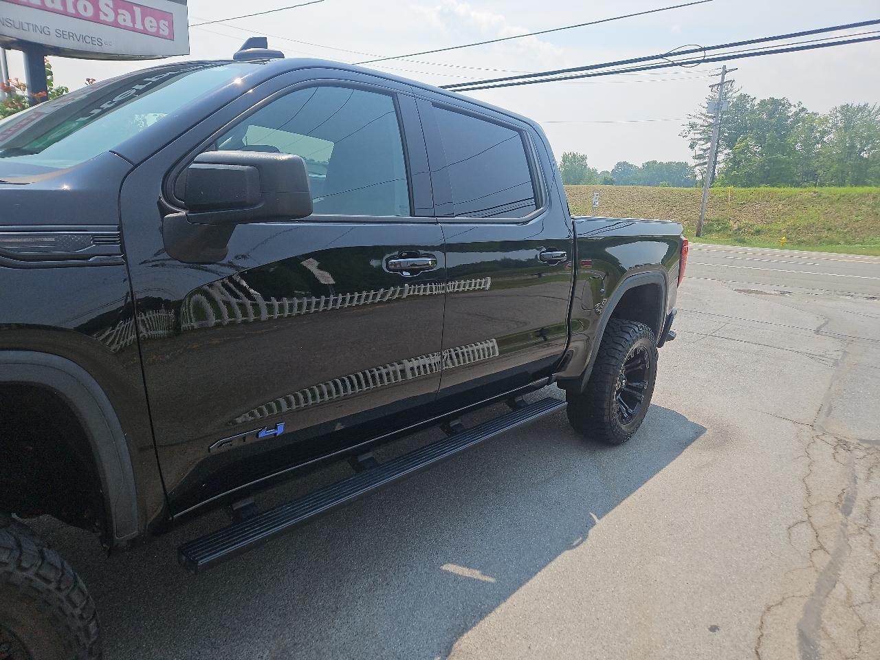 GMC Sierra 1500 4WD Crew Cab 147" Elevation 2020