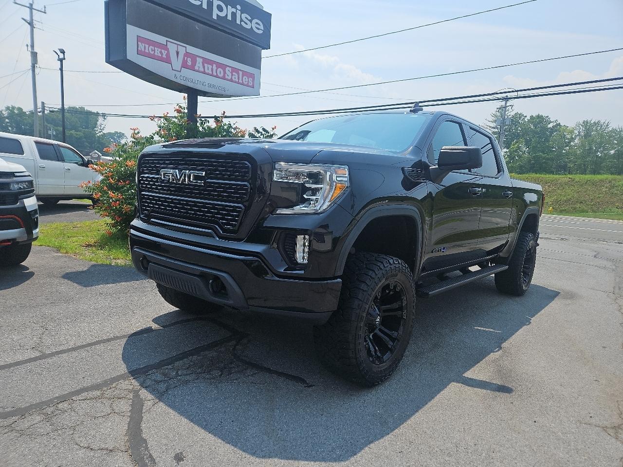 GMC Sierra 1500 4WD Crew Cab 147" Elevation 2020