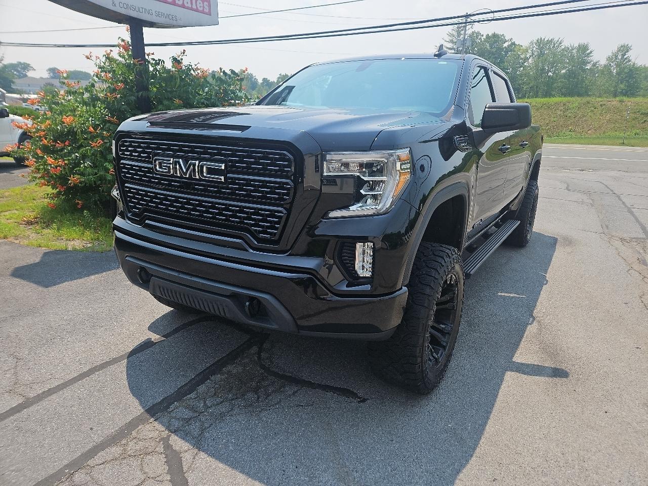 GMC Sierra 1500 4WD Crew Cab 147" Elevation 2020