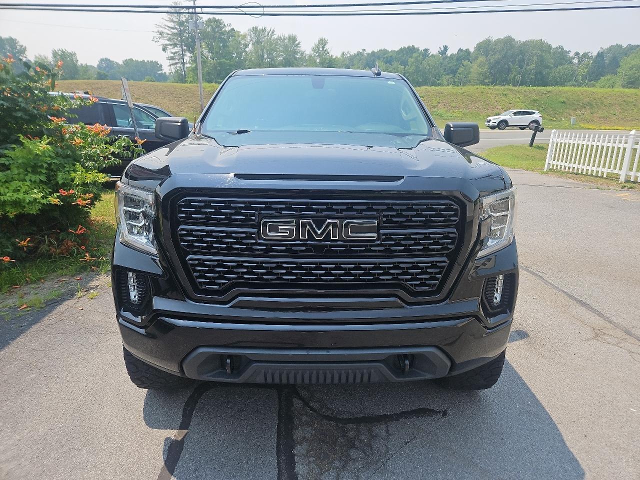 GMC Sierra 1500 4WD Crew Cab 147" Elevation 2020