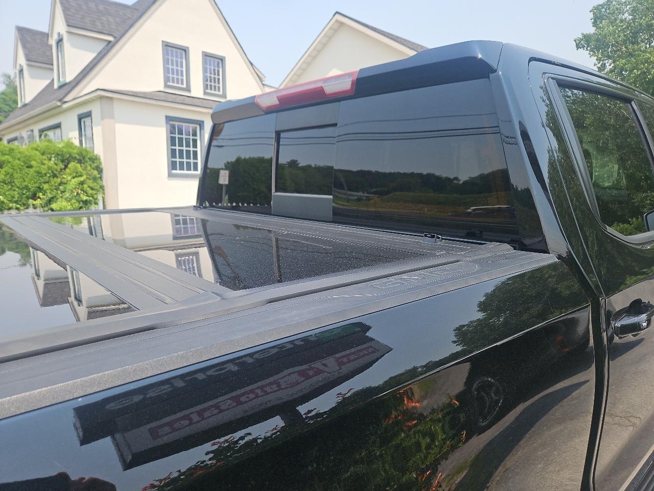GMC Sierra 1500 4WD Crew Cab 147" Elevation 2020