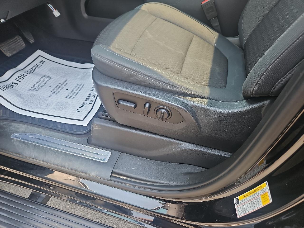 GMC Sierra 1500 4WD Crew Cab 147" Elevation 2020